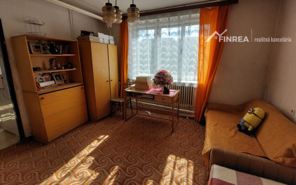 FINREA│Predaj rodinný dom na pozemku 1602 m² - Pov. Bystrica