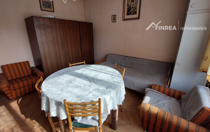 FINREA│Predaj rodinný dom na pozemku 1602 m² - Pov. Bystrica