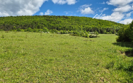 FINREA│Slnečný investičný pozemok (1009 m²) s výhľadom – Konské pri Martine