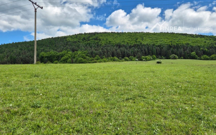 FINREA│Slnečný investičný pozemok (1009 m²) s výhľadom – Konské pri Martine