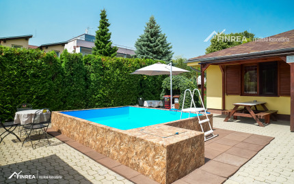 FINREA│ Zabehnutý apartmánový dom v areáli termálnych kúpeľov so stálou klientelou, Patince