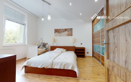 FINREA│3 izbový zariadený byt (79,5m2) Vrútky-Centrum