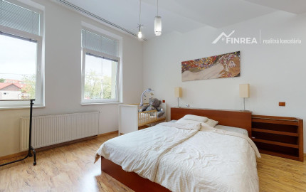 FINREA│3 izbový zariadený byt (79,5m2) Vrútky-Centrum