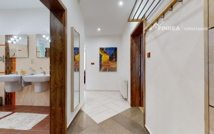 FINREA│3 izbový zariadený byt (79,5m2) Vrútky-Centrum