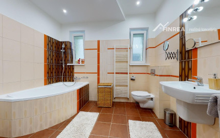 FINREA│3 izbový zariadený byt (79,5m2) Vrútky-Centrum