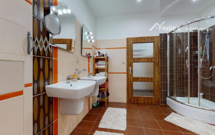 FINREA│3 izbový zariadený byt (79,5m2) Vrútky-Centrum