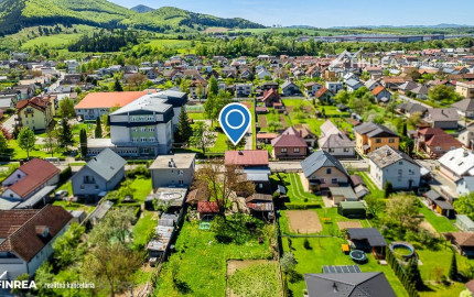 FINREA│Priestranný 7 izbový rodinný dom s 640m2 pozemkom – Strečno