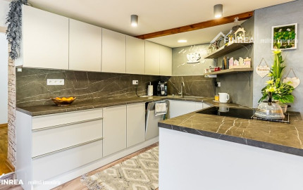 FINREA│Priestranný 7 izbový rodinný dom s 640m2 pozemkom – Strečno