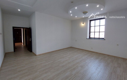 FINREA│ Kancelárske priestory rôznych rozmerov v centre mesta Martin