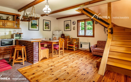 FINREA│Vidiecky dom na veľkorysom pozemku v Zázrivej