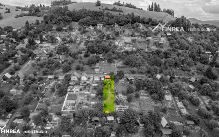 FINREA│Záhradka s útulnou chatkou ZO LIESKOVEC