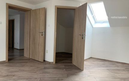 FINREA│LEN U NÁS – Rodinný dom v meste Turany