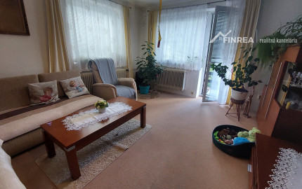 FINREA│Priestranný rodinný dom po čiastočnej rekonštrukcii - Hrboltová