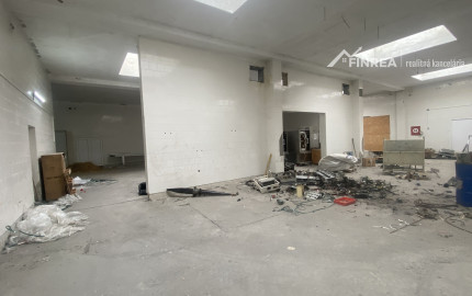 FINREA│ Prenájom skladovej haly – 1 320 m² Vrútky