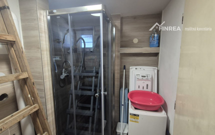 FINREA│Záhradná chatka Bystrička - Hrby, okr. Martin