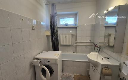 FINREA│Priestranný 2-izbový byt v centre Martina