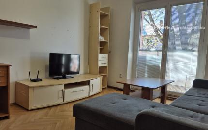 FINREA│Priestranný 2-izbový byt v centre Martina