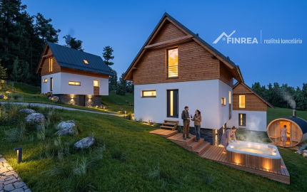 FINREA│Chatky pod Hoľou – moderné bývanie v srdci Oravy