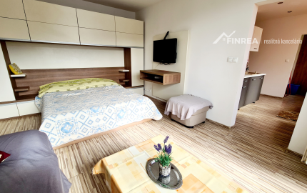 FINREA│1-izbový byt s balkónom v obľúbenej lokalite - Bysterec