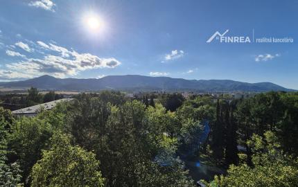 FINREA│  3-izbový  byt (66m2) s nádherným výhľadom , Martin - Ľadoveň