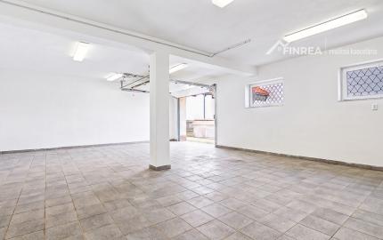 FINREA |  Polyfunkčná budova s garážou v centre mesta