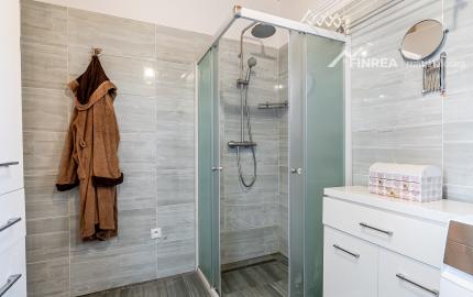 FINREA│Na predaj celoročne obývateľná chata na Kubínskej holi s vlastným pozemkom