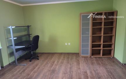 FINREA │2-izbový byt na prenájom v centre Martina