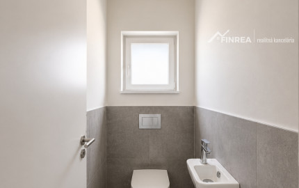 FINREA│ Štýlový 4-izbový dom (101,65 m²) v dvojdome – Martin, Priekopa