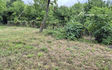 FINREA│ Perspektívny stavebný pozemok 1040 m² vo Vyhniach