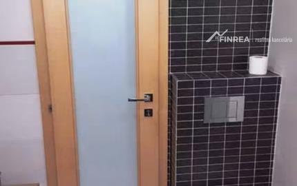 FINREA │Prenájom štýlového 2-izbového bytu po kompletnej rekonštrukcii – Martin