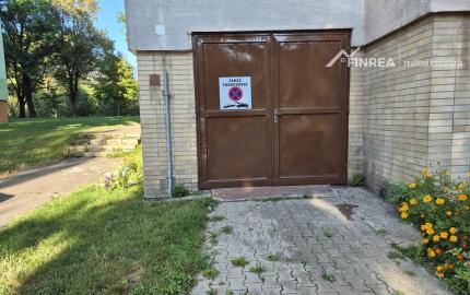FINREA│Veľkometrážny (84m2) 3-izbový byt po kompletnej rekonštrukcii, Vrútky