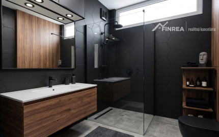 FINREA│Veľkometrážny (85m2) 3-izbový byt po rekonštrukcii, Vrútky