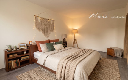 FINREA│Veľkometrážny (85m2) 3-izbový byt po rekonštrukcii, Vrútky