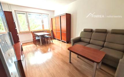 FINREA│Zariadený 3-izbový byt na prenájom s balkónom M.R. Štefánika