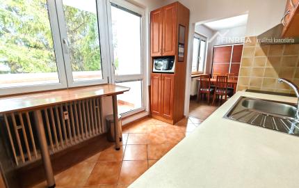 FINREA│Zariadený 3-izbový byt na prenájom s balkónom M.R. Štefánika
