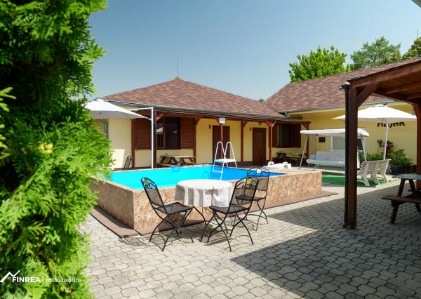 FINREA│ Zabehnutý apartmánový dom v areáli termálnych kúpeľov so stálou klientelou, Patince