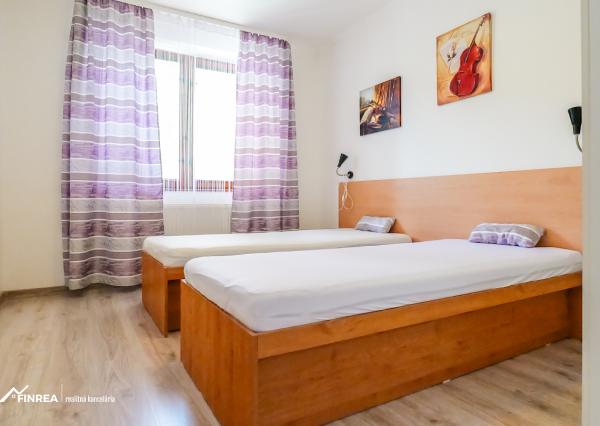 FINREA│ Zabehnutý apartmánový dom v areáli termálnych kúpeľov so stálou klientelou, Patince