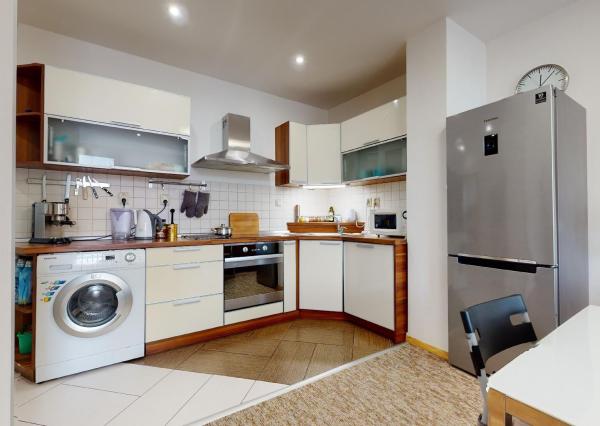 FINREA│3 izbový zariadený byt (79,5m2) Vrútky-Centrum