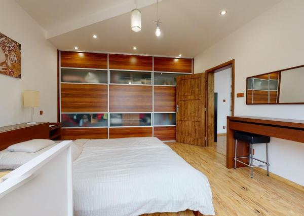 FINREA│3 izbový zariadený byt (79,5m2) Vrútky-Centrum