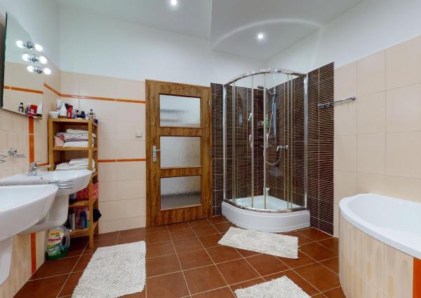 FINREA│3 izbový zariadený byt (79,5m2) Vrútky-Centrum