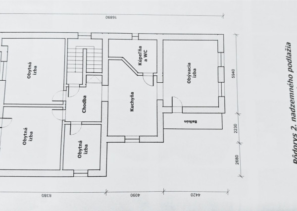 FINREA│Priestranný 7 izbový rodinný dom s 640m2 pozemkom – Strečno