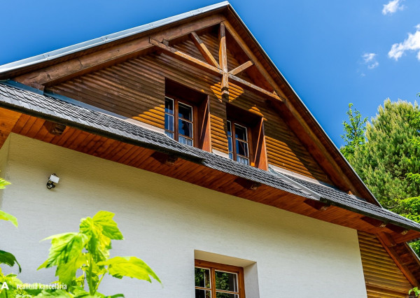 FINREA│Vidiecky dom na veľkorysom pozemku v Zázrivej