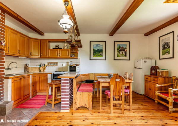 FINREA│Vidiecky dom na veľkorysom pozemku v Zázrivej