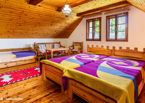 FINREA│Vidiecky dom na veľkorysom pozemku v Zázrivej