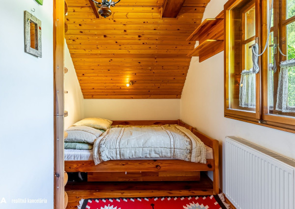 FINREA│Vidiecky dom na veľkorysom pozemku v Zázrivej