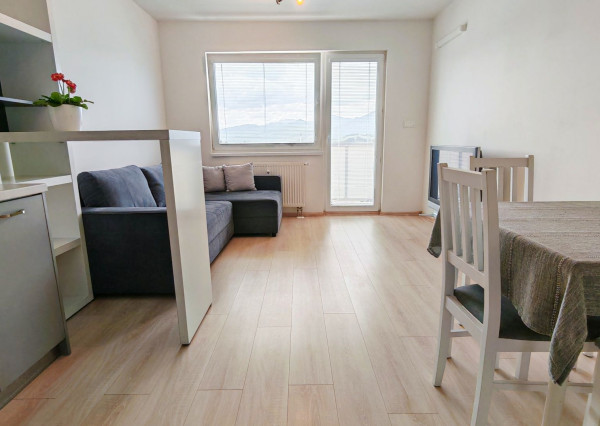 FINREA│3 izbový moderný byt s balkónom - Nemocničná