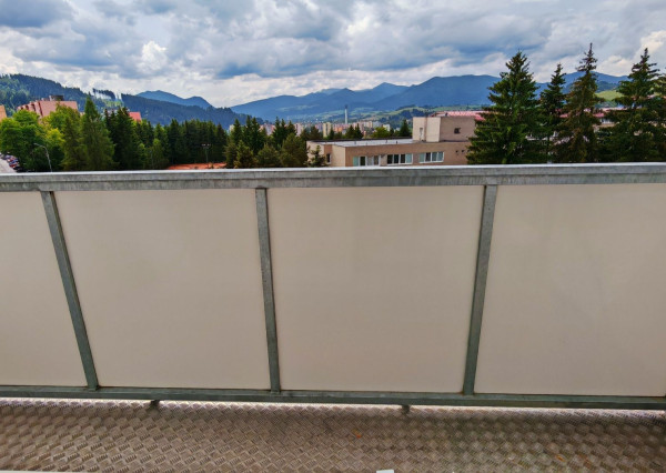 FINREA│3 izbový moderný byt s balkónom - Nemocničná
