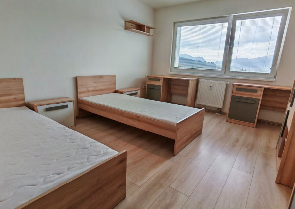 FINREA│3 izbový moderný byt s balkónom - Nemocničná
