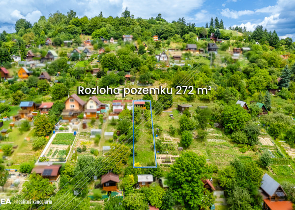 FINREA│Záhradka s útulnou chatkou ZO LIESKOVEC