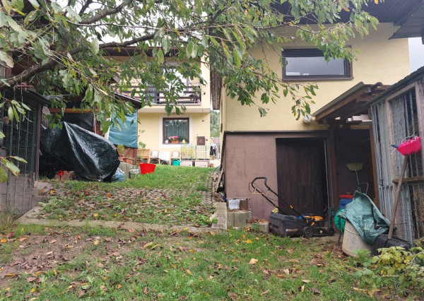 FINREA│Priestranný rodinný dom po čiastočnej rekonštrukcii - Hrboltová